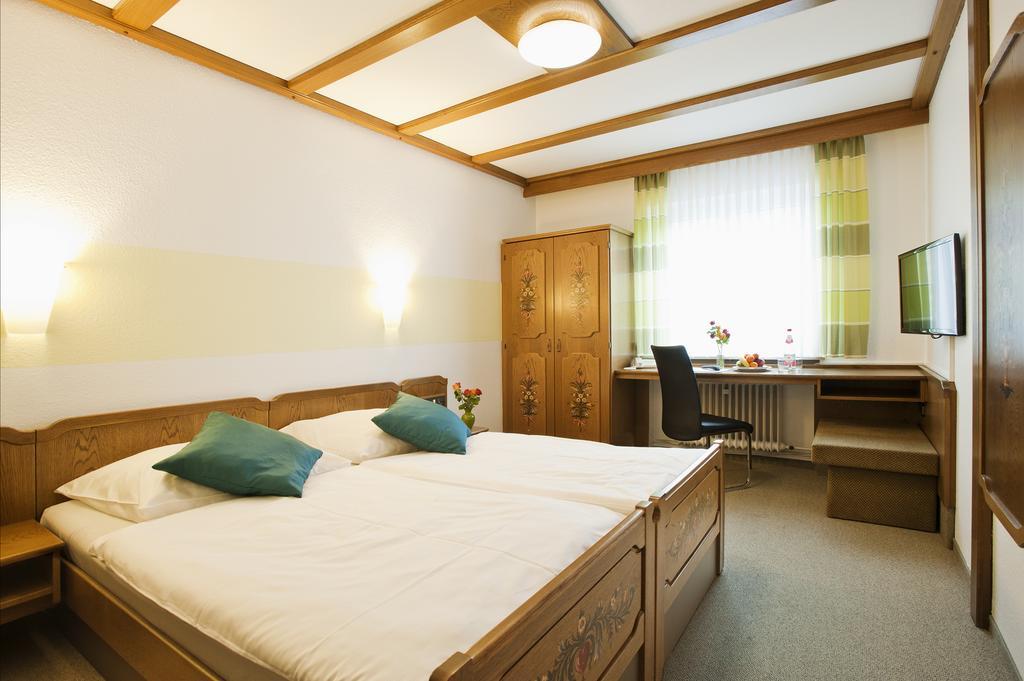 Hotel Kaeferstein Garni Neurenberg Kamer foto